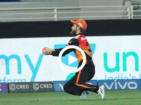 Kane Williamson takes brilliant running catch