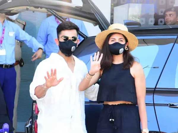 virat-kohli-and-anushka-sharma-sportstiger